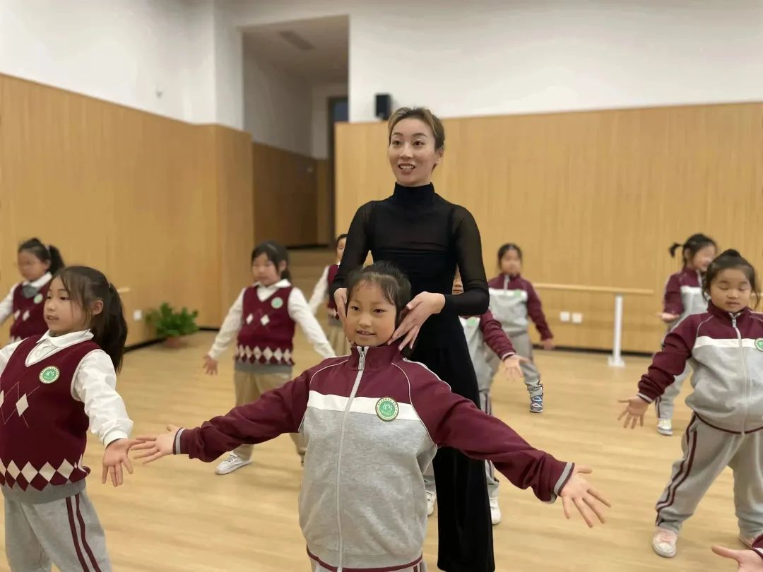 双减在行动百花洲小学三点半课堂,双减政策下的小学实践活动