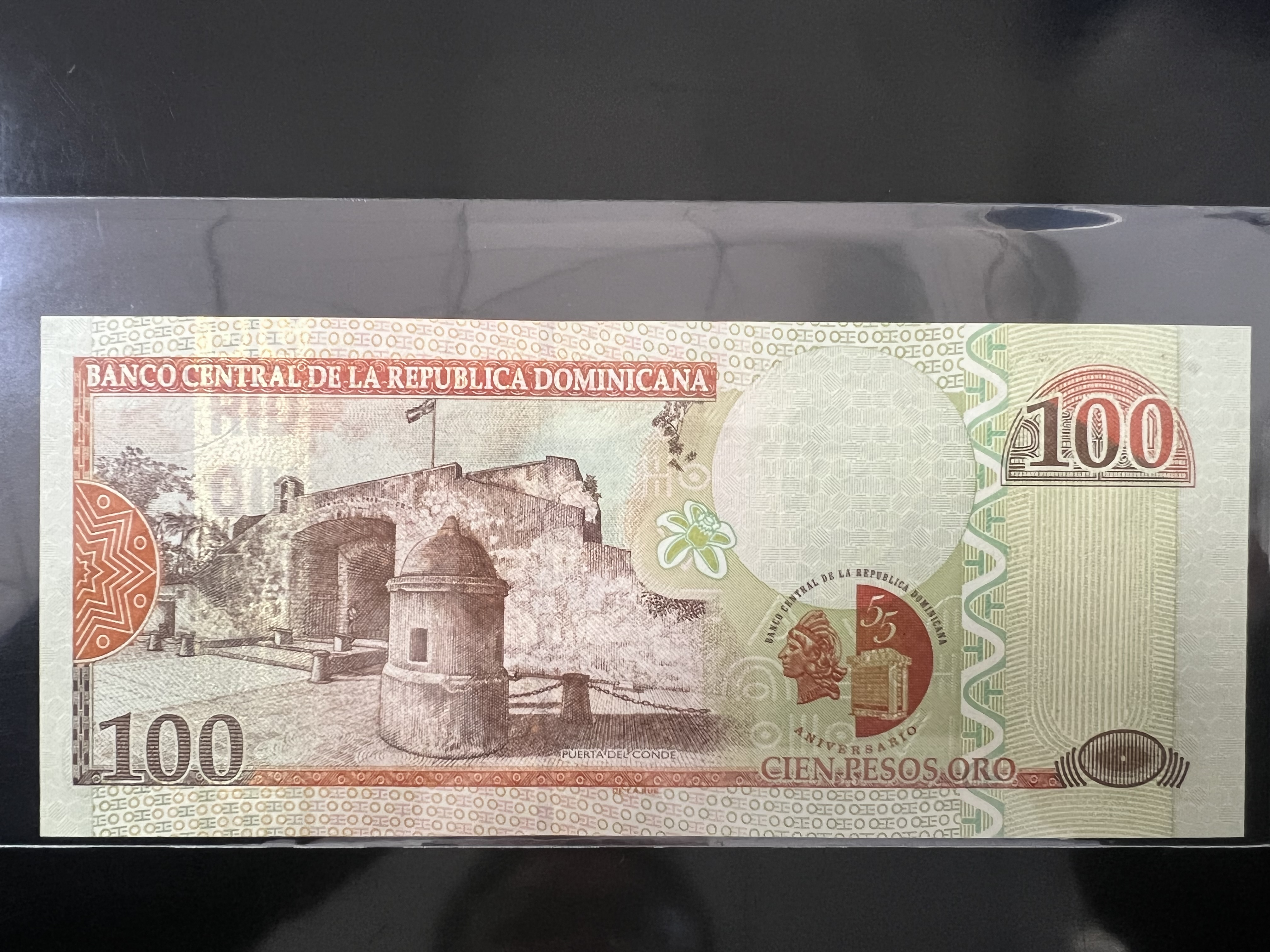 多米尼加首都,多米尼加蓝珀真假鉴别