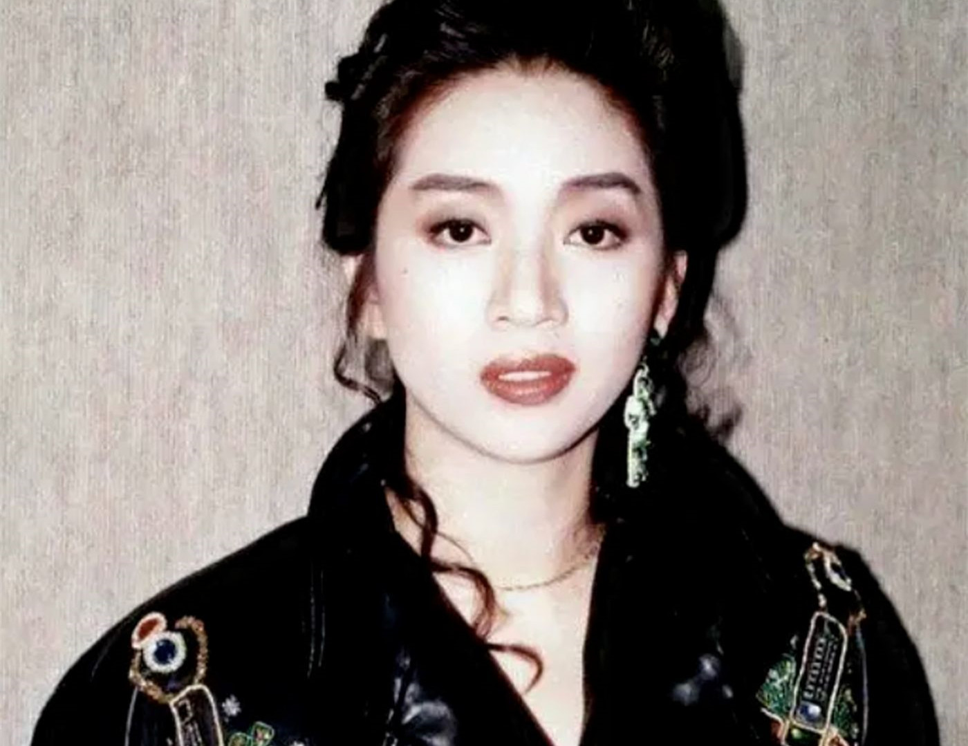 梅艳芳妈妈宣布要和儿子脱离关系,梅艳芳妈妈为什么离世