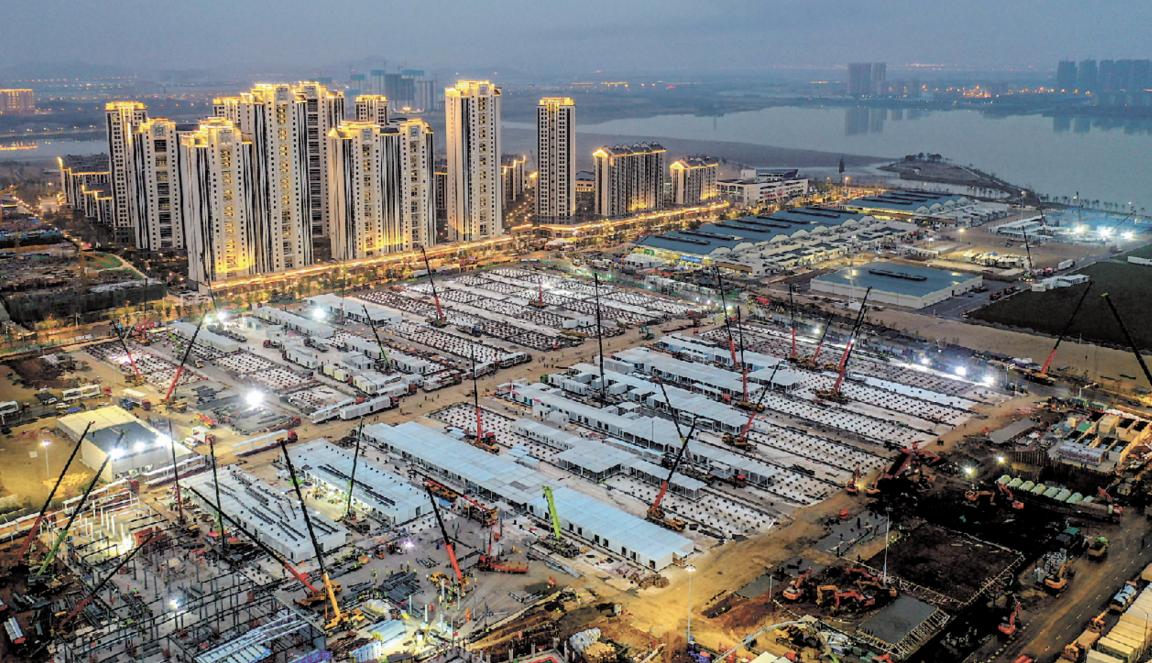 印度两辆列车相撞致15死,印度基建为何易出事故