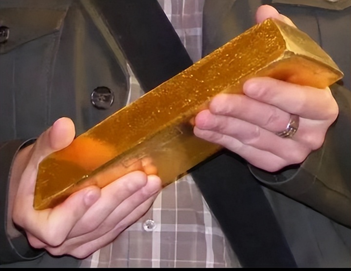 地下党夫妇电视剧片段,潜伏国民党的特工夫妻