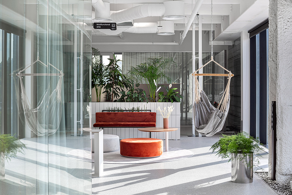 自由畅想云科技公司SQUAD基辅总部大楼设计欣赏