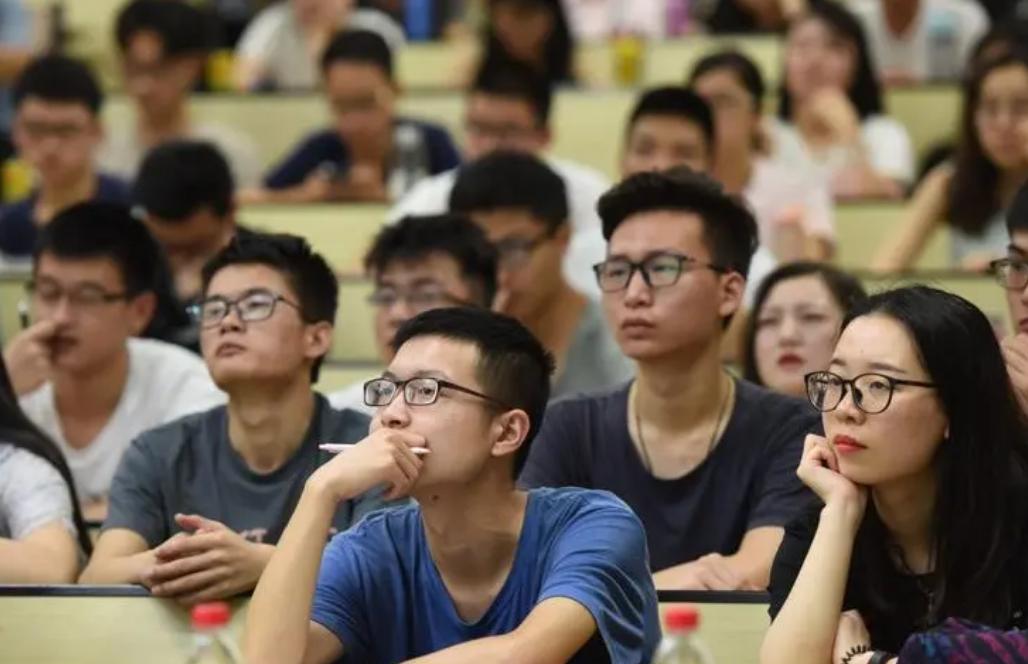 高考分数没达到专业分,高考没过本科线出国留学有出路吗