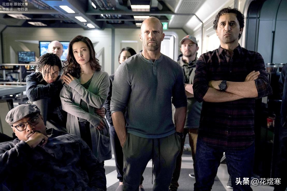 巨齿鲨2吴京说了什么物理知识,吴京为什么会参演巨齿鲨二