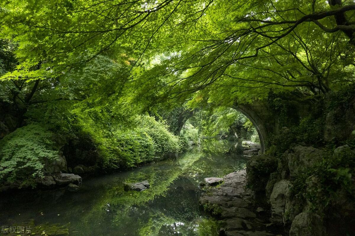 西湖十景介绍ppt,西湖十景介绍有收费的吗