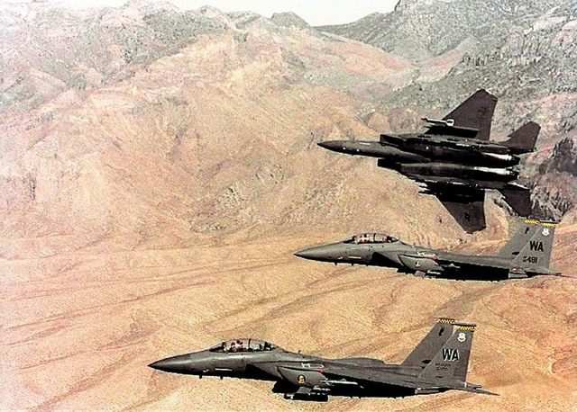 海湾战争胜利的视频,海湾战争飞毛腿导弹炸死多少人