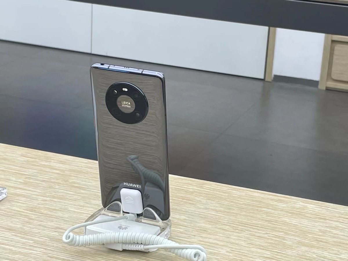 华为麒麟9000手机5g现在价格,搭载麒麟9000的鸿蒙系统的手机