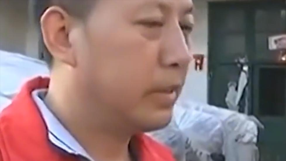 小孩爸爸被关在小黑屋,父亲把儿子关进小黑屋电视剧