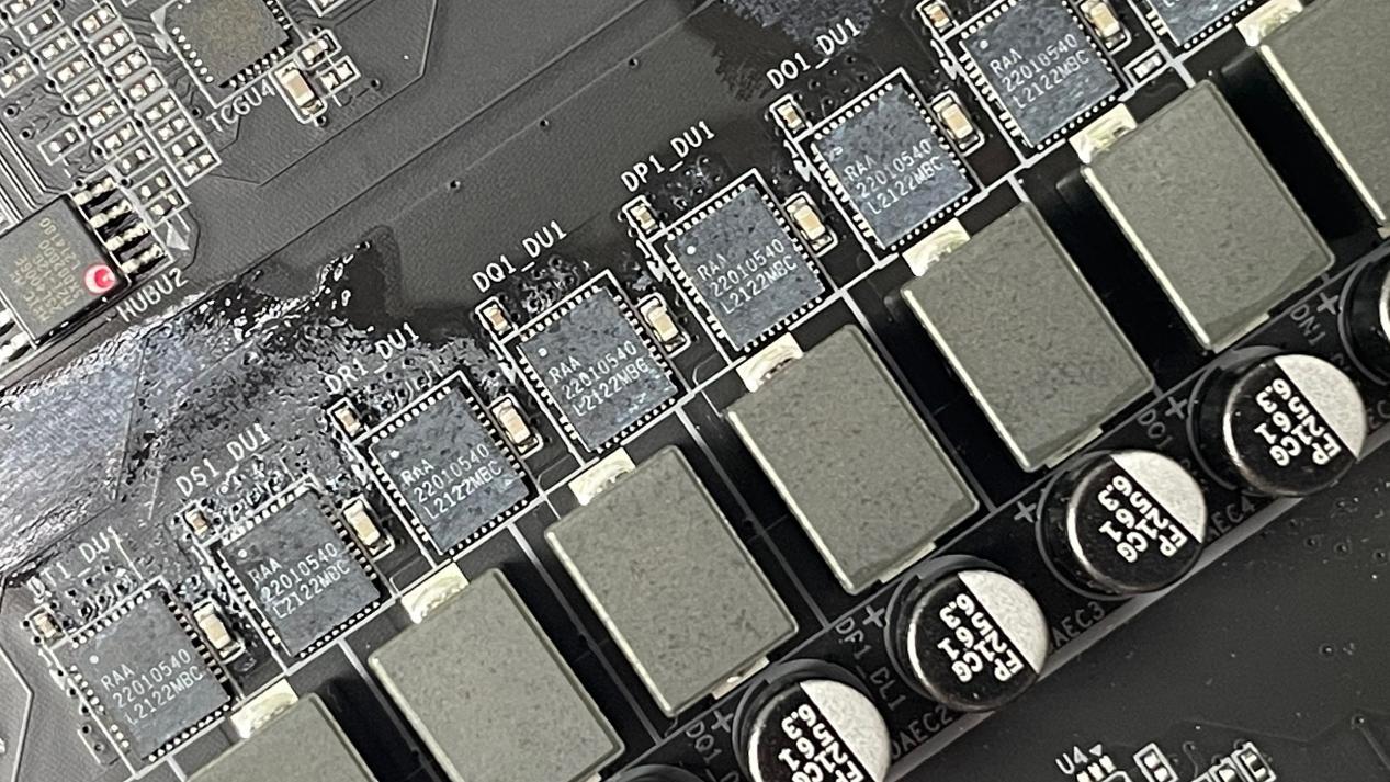 技嘉z790超级雕主板有几种规格,技嘉z790m小雕主板详解