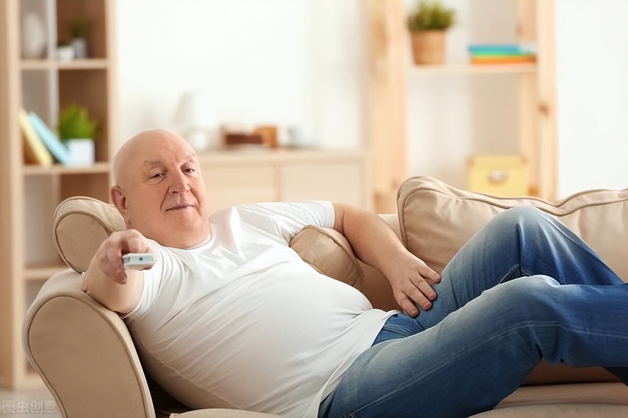 男性标准身高体重体脂对照表,2021健美男性体重对照表