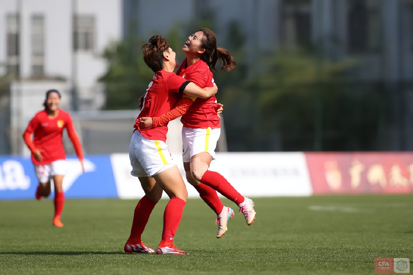 恒大巅峰时期绝境逆转,广州恒大3:2逆转江苏苏宁是哪一天