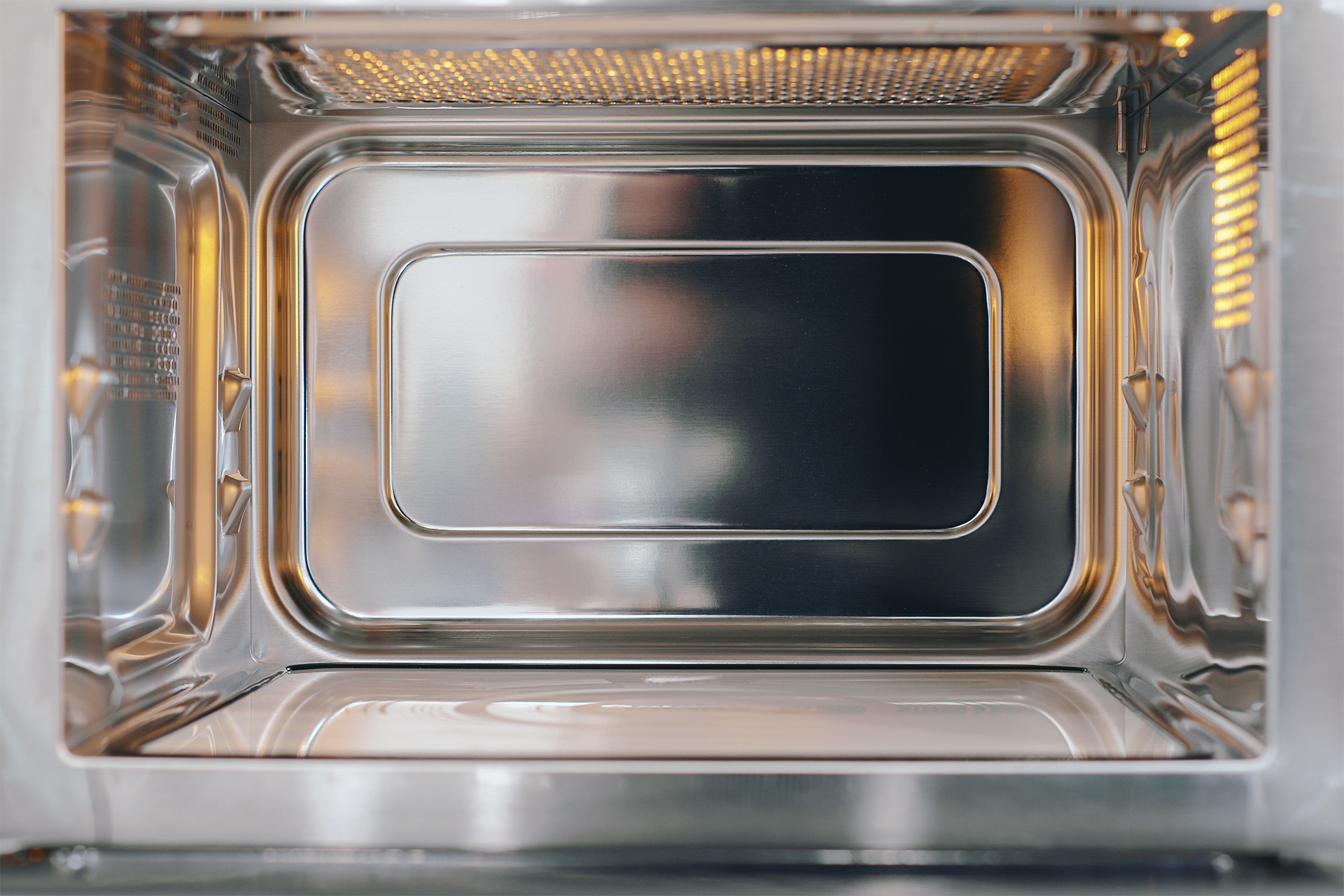 格兰仕微波炉烤箱功能组合,格兰仕微波炉和烤箱哪个实用