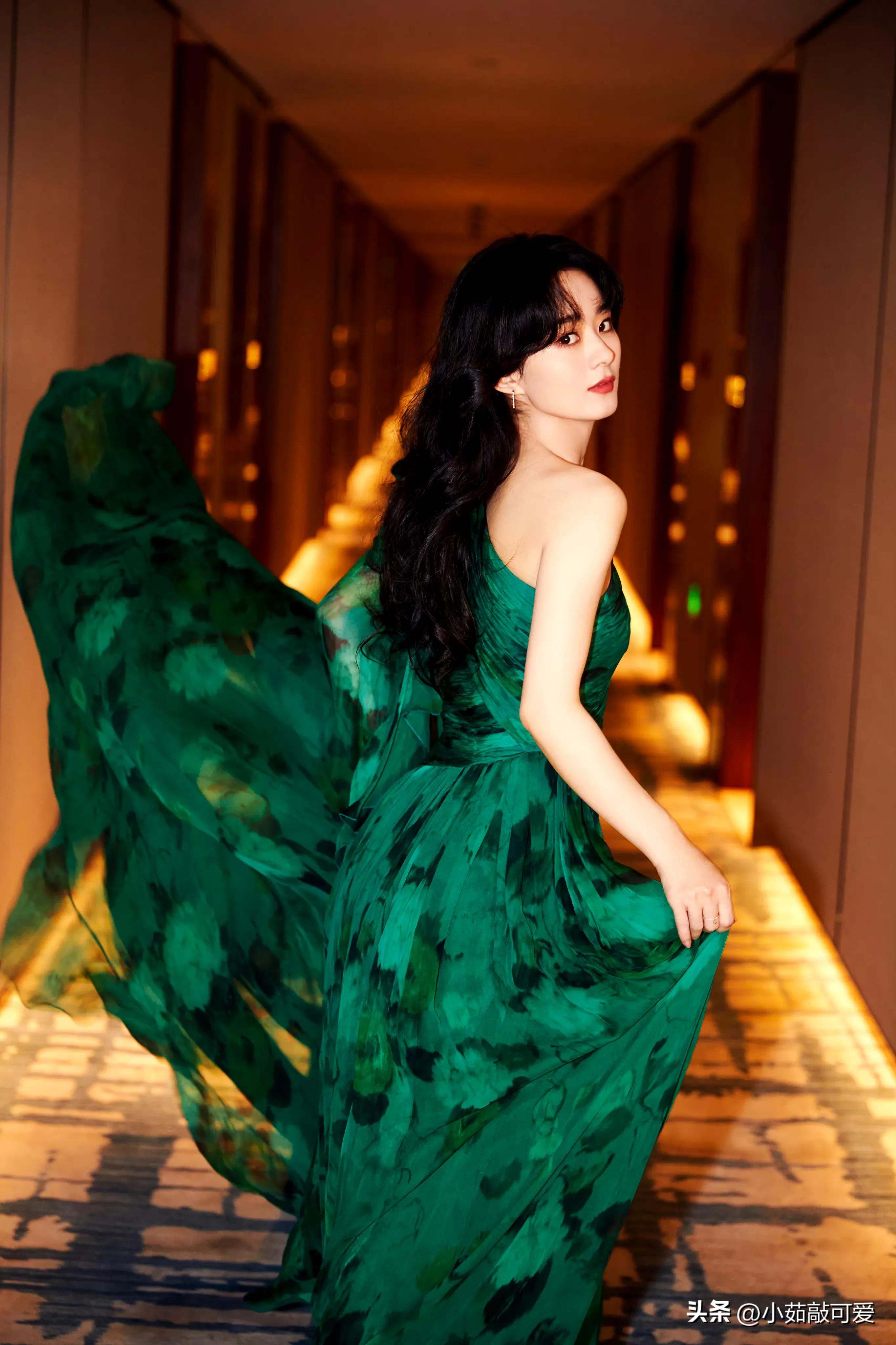 时尚芭莎赵丽颖写真集,赵丽颖惊艳写真集高清