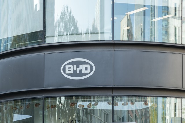 比亚迪汽车上班前景如何 (比亚迪车卖那么好销售员工资高吗)