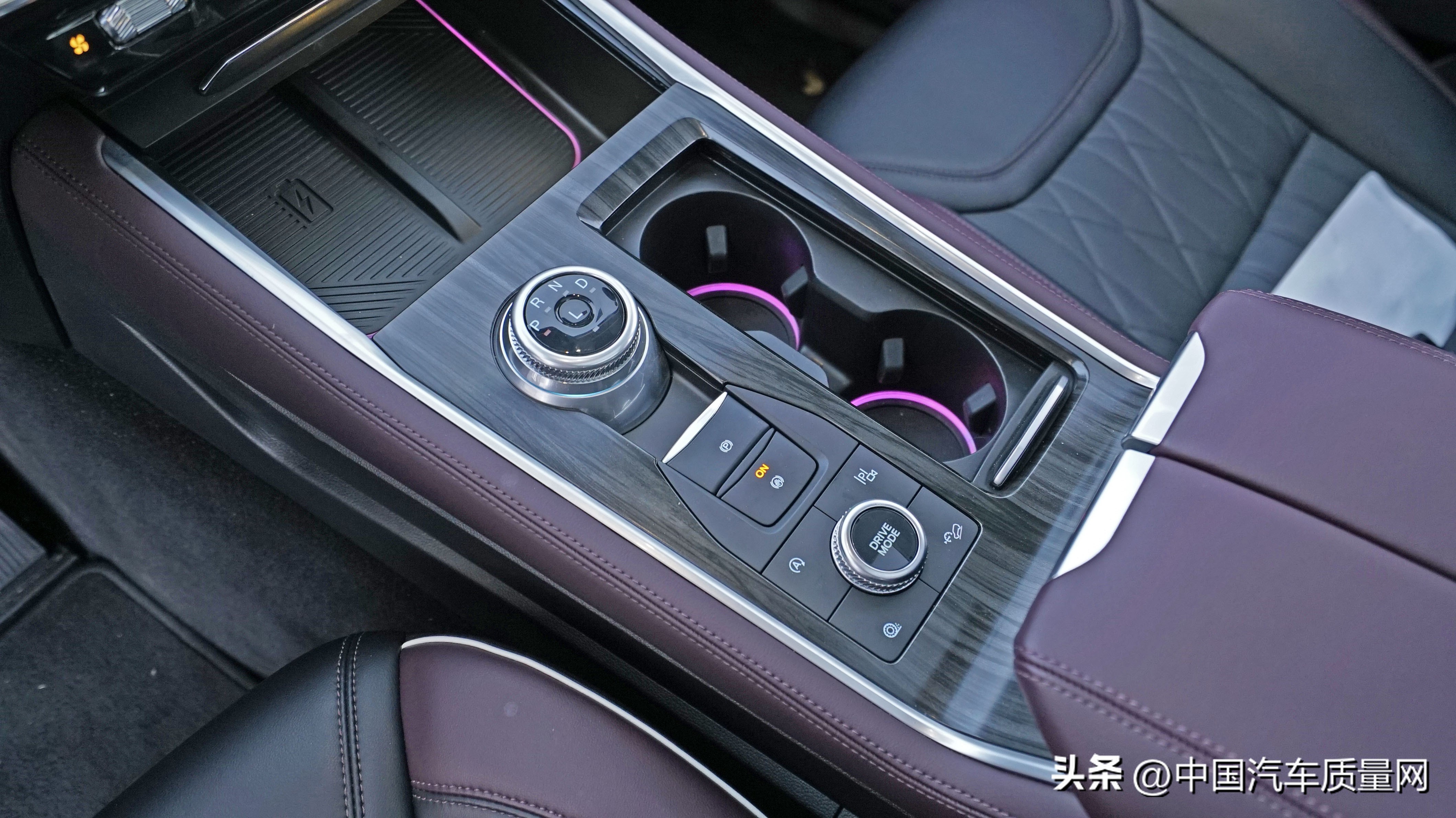 试驾长安福特探险者2023新款,太平洋汽车试驾全新福特探险者