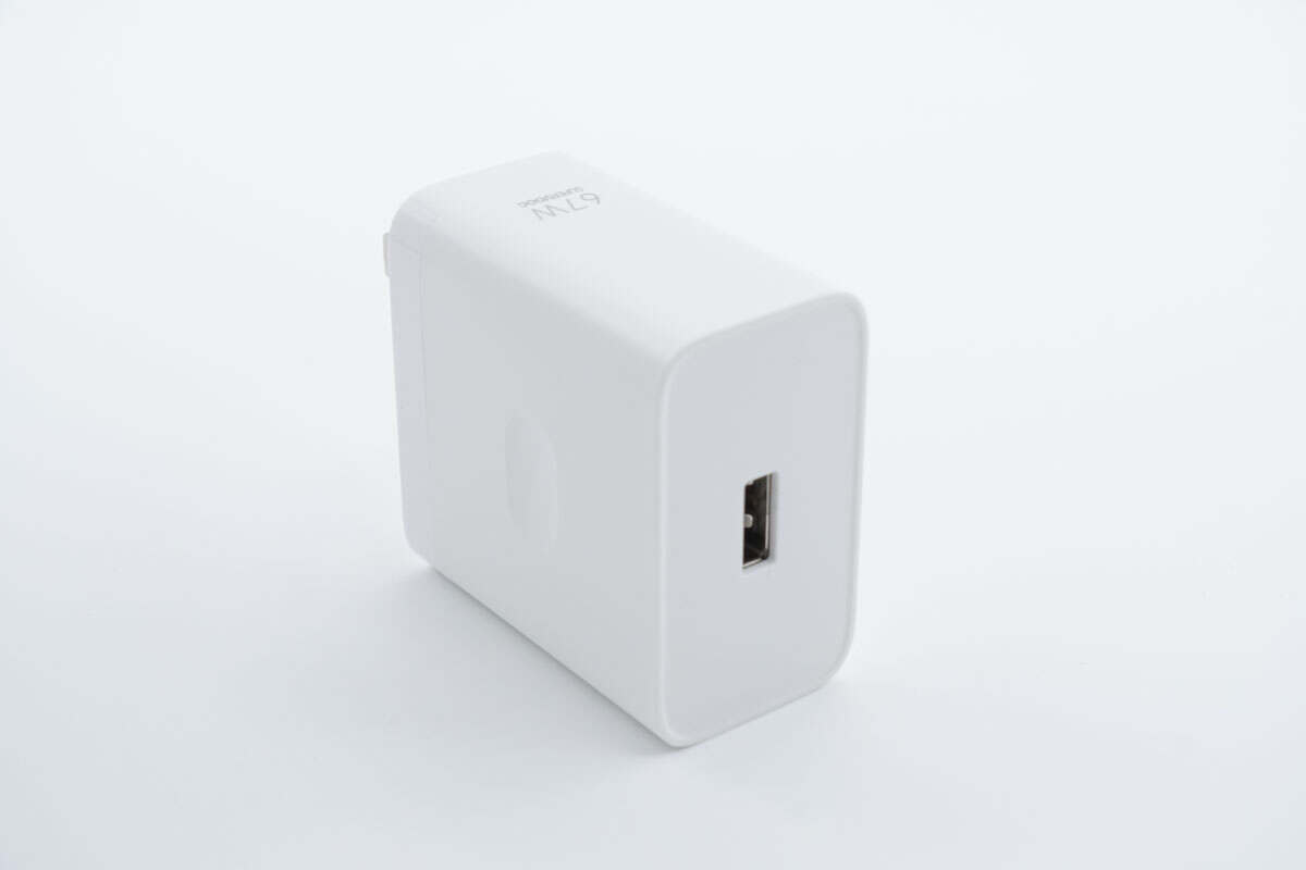 oppoa57原装充电器,oppo充电器67w超级快充有多快