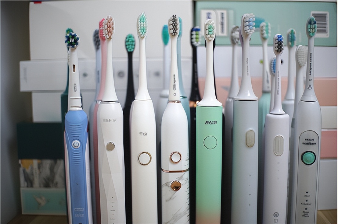 小米牙刷t100和t300和t500区别,电动牙刷与普通牙刷相比有什么区别