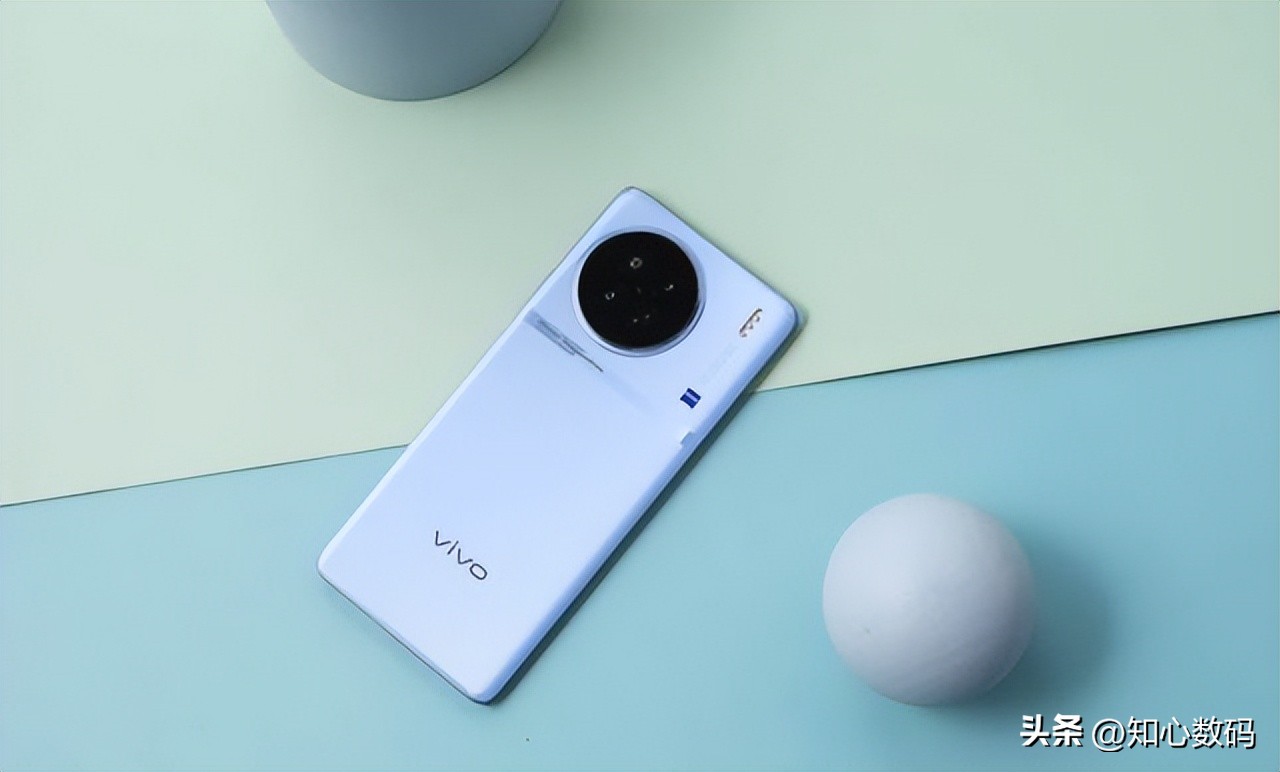 2000到3000闭眼充的手机,最新3000元左右的手机推荐一下