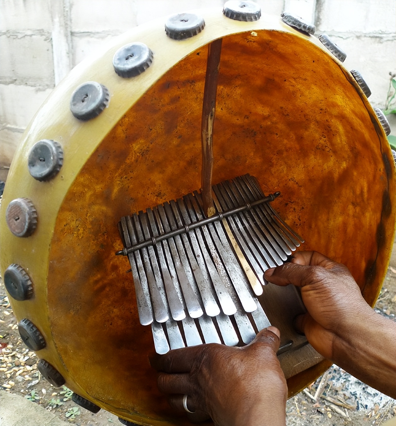 古老的音乐之旅，津巴布韦的卡林巴琴，对非洲文化具有怎样的影响