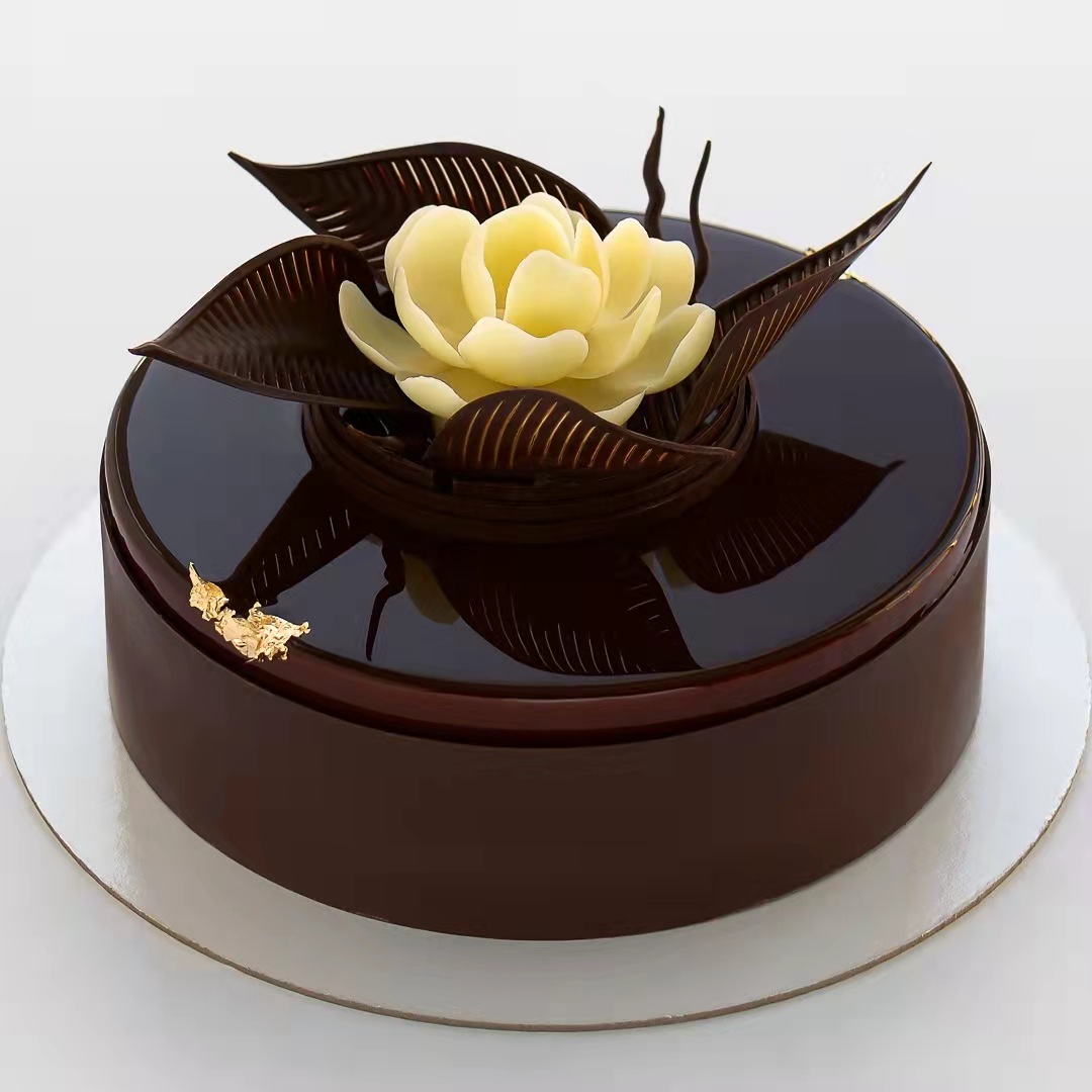 价值2000元的完美镜面蛋糕有多美？顶级镜面蛋糕设计欣赏