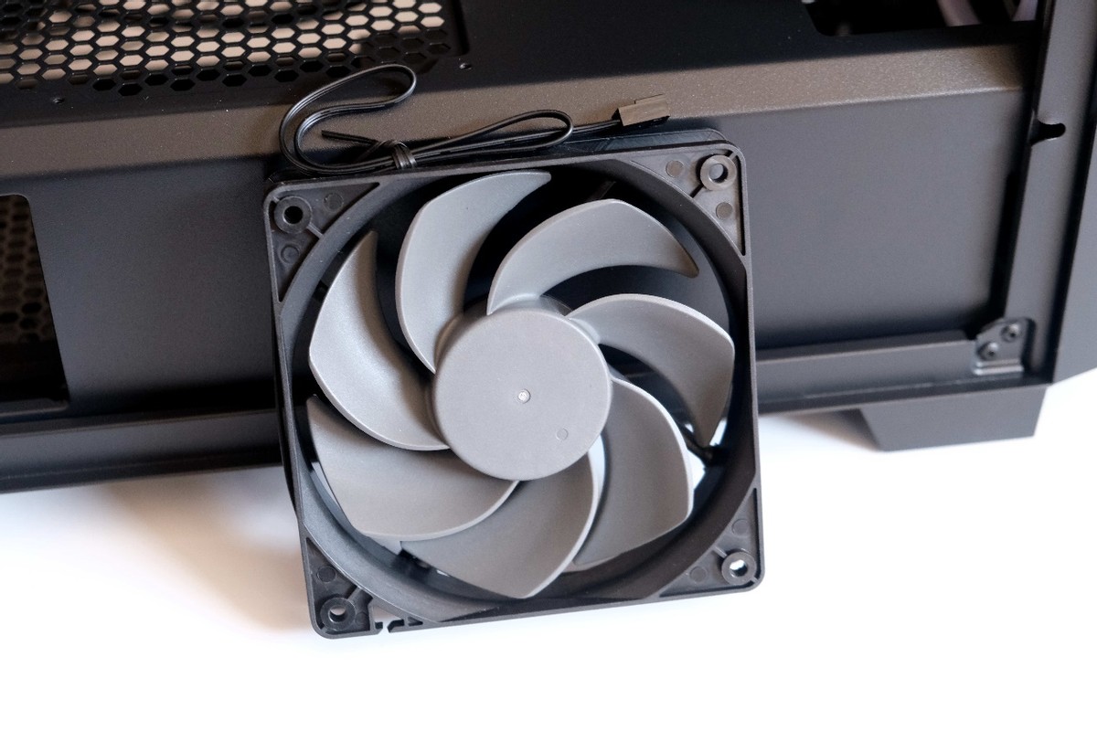 安钛克df600机箱自带的风扇怎么样,安钛克机箱df500价格