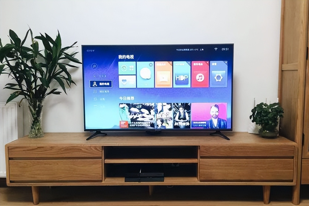 选电视根据客厅尺寸还是观看位置,如何根据客厅大小选择电视大小