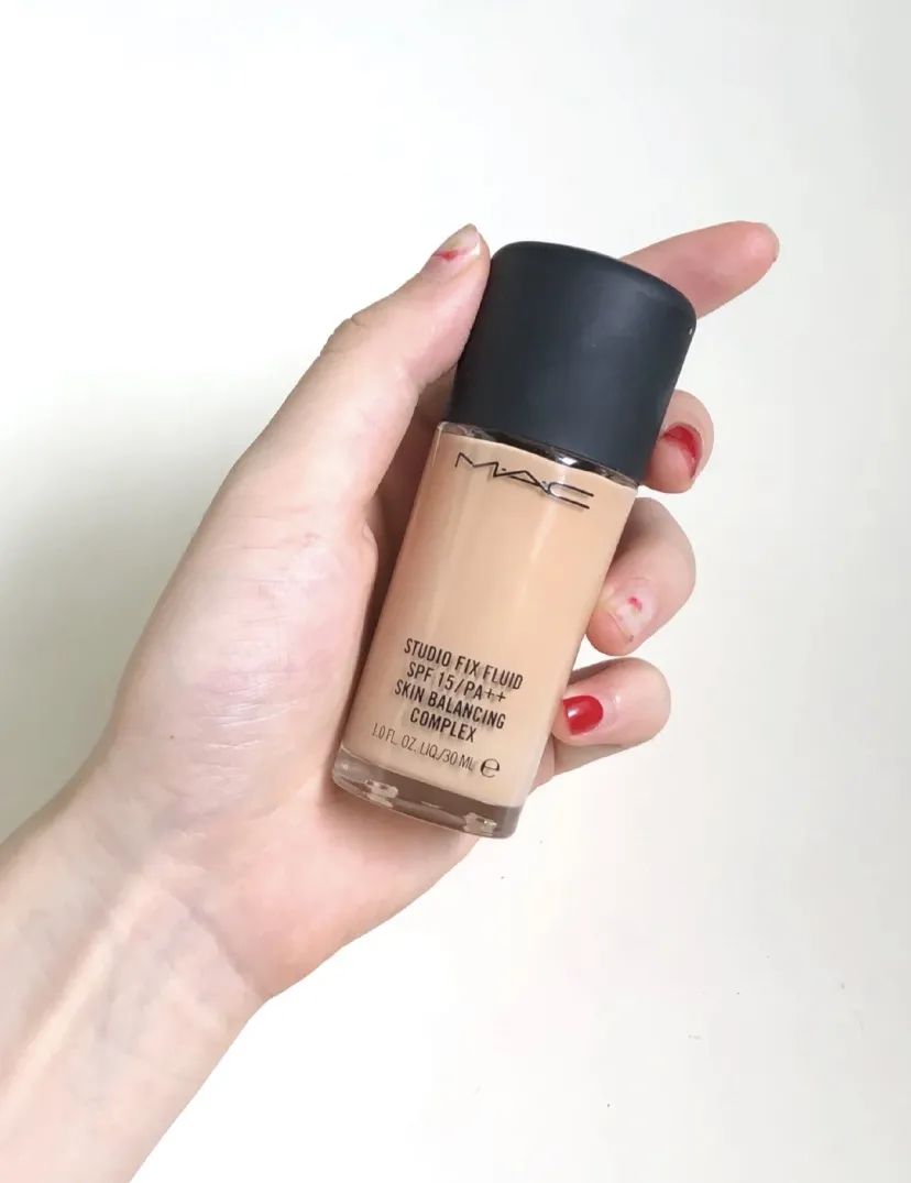 柳丝木粉底液适合干皮还是油皮,干皮混油皮大牌粉底液