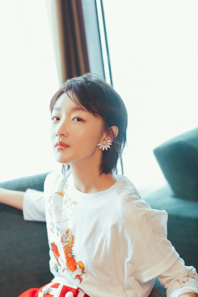 周冬雨张艺谋近期新消息,周冬雨谈张艺谋坚如磐石