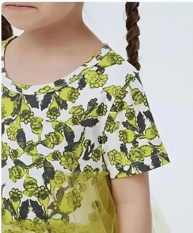 江南布衣的衣服图案和广告画风引争议