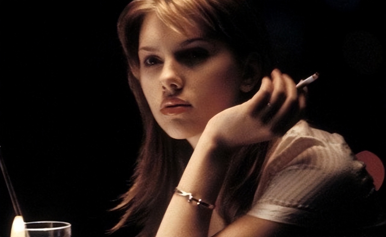 斯嘉丽惊艳写真大片视频,斯嘉丽女神颜值巅峰