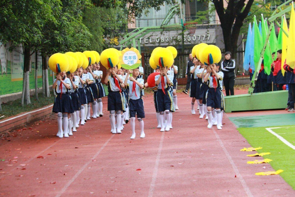 宜宾举办足球联赛的学校,航天小学运动会