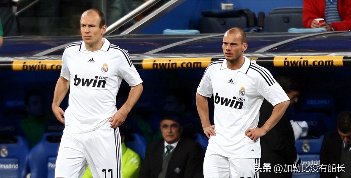 离开皇马拿过金球奖,离开五大联赛的球员盘点