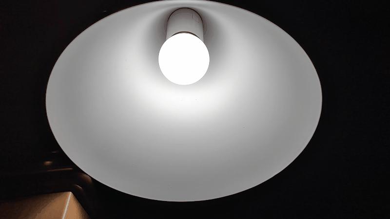 护眼灯要怎么选,护眼灯怎么选才不踩坑便宜