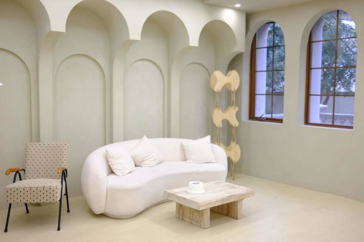 别墅改建能挣钱吗,别墅改成商业用房合法吗