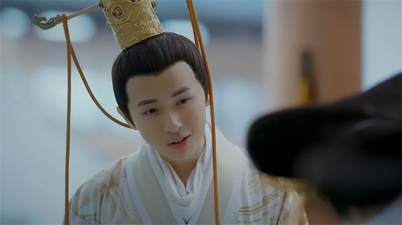 鍗楁湞鐨囧笣涓虹殗鏉冩潃姝绘渶濂界殑鏈嬪弸,鍗楁湞濞惰嚜宸卞濮戠殑鐨囧笣