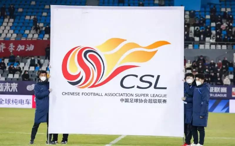 常住国外的媒体人被禁言,中国足球一个“乱”字解释不了,综述