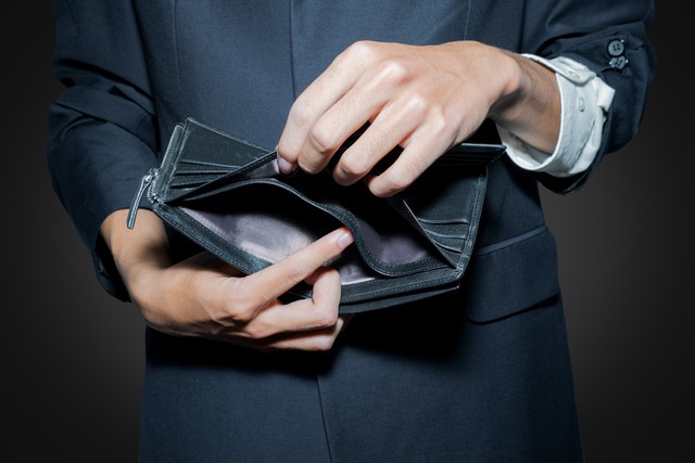 男朋友让你借款给他装修,别人借了5000元装修不还怎么办