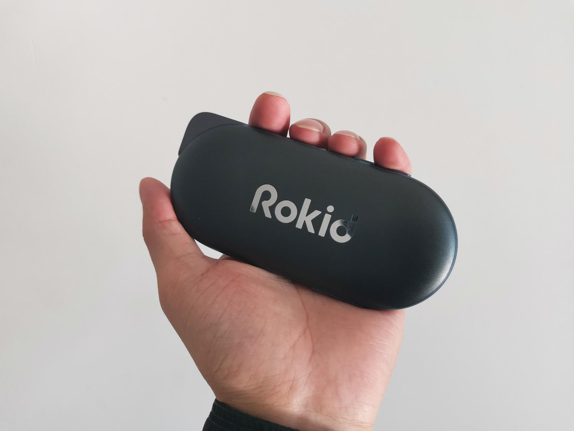 带工作站的AR眼镜，RokidAirAR眼镜带你领略120寸大屏视觉效果