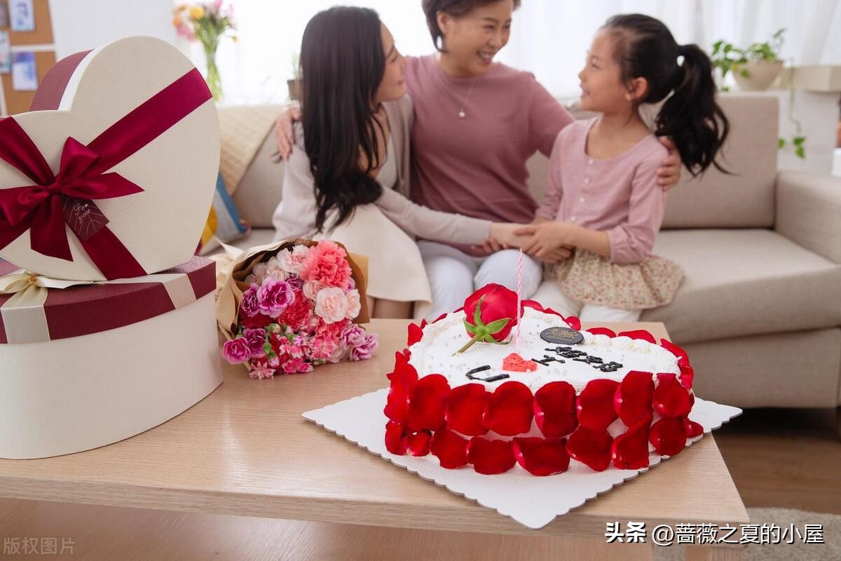 母亲节回妈妈家还是回婆家过,母亲节我给妈妈的礼物