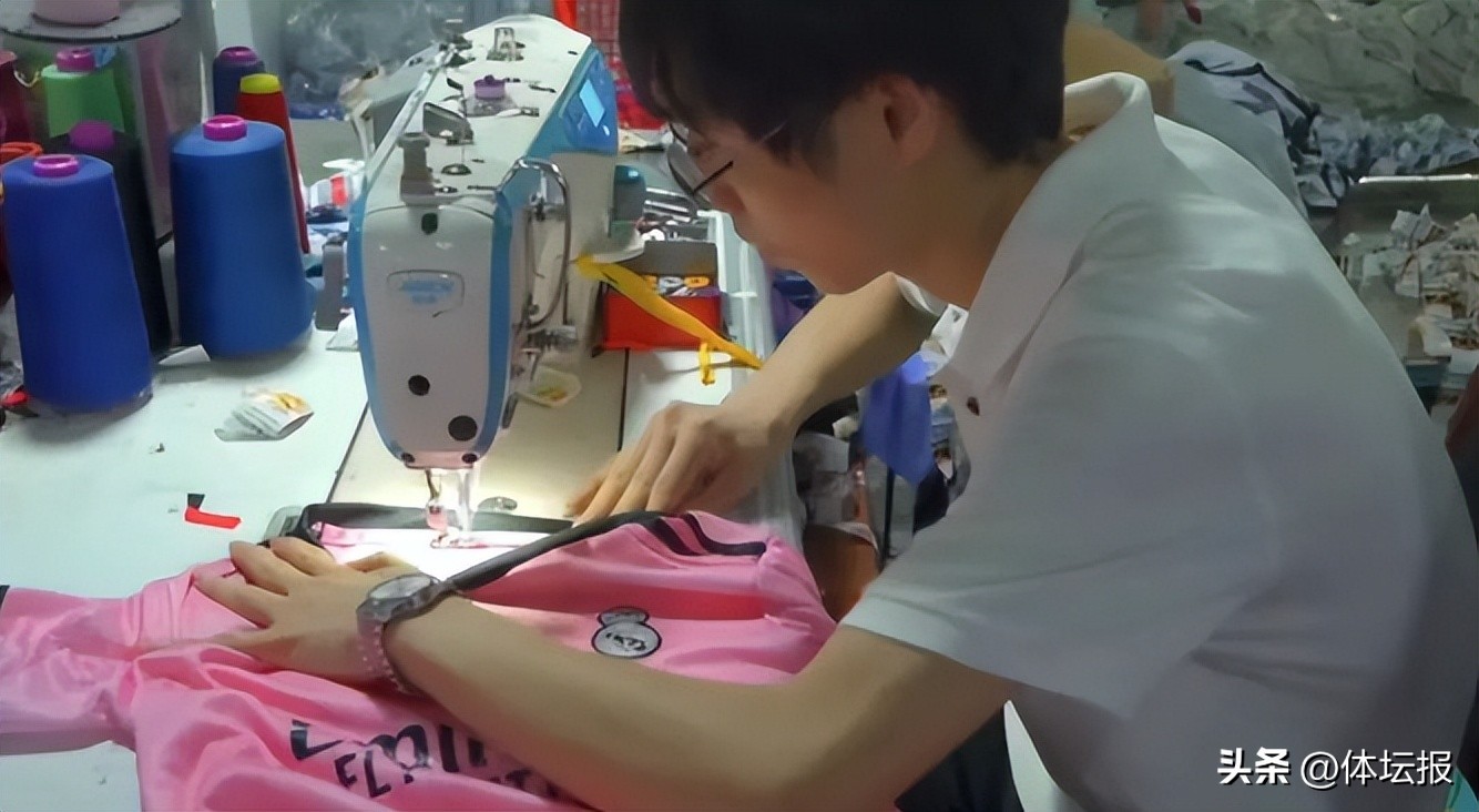 卡塔尔世界杯周边商品7成义乌造,卡塔尔世界杯义乌制造图片