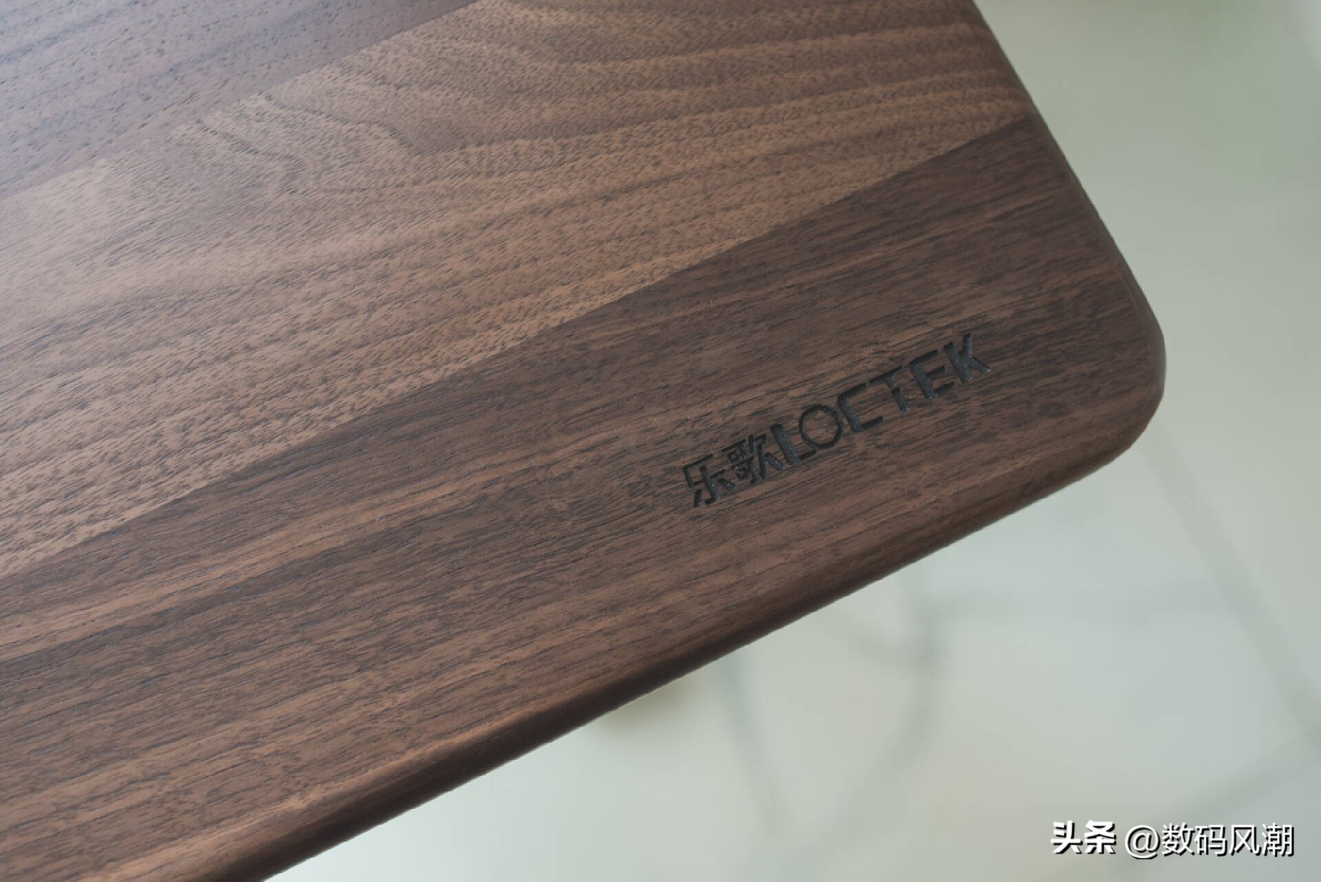 乐歌升降桌灰胡桃木,乐歌e5-n黑胡桃木色电动升降桌