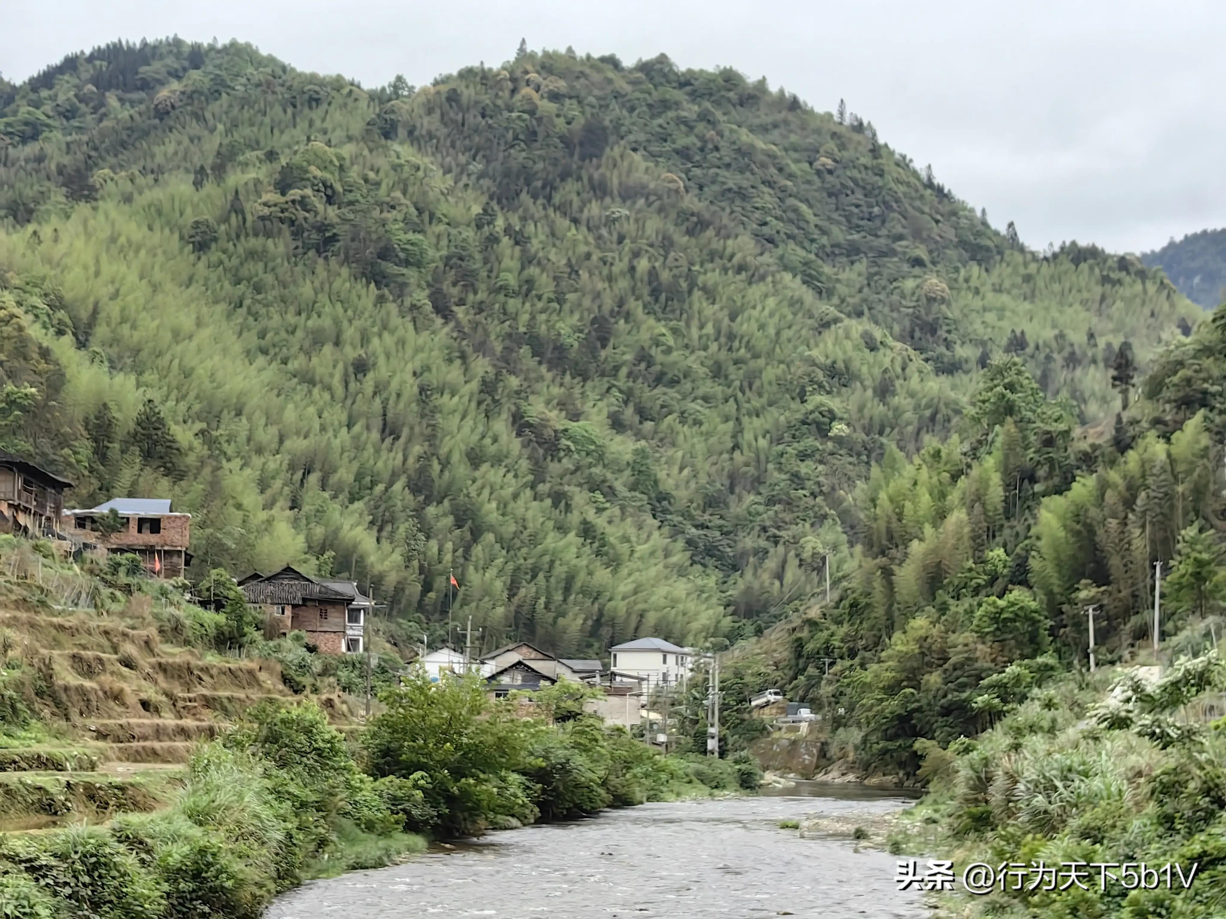 【探秘宛田红滩瀑布溯溪梦江吉翁瀑布】穿越花坪神秘风景线