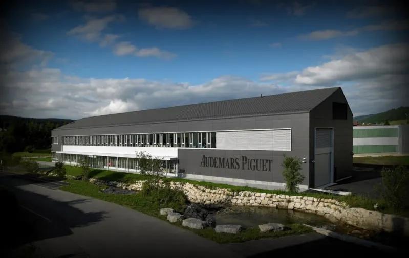 近距离欣赏世界体积最大钟表,地球上2019年十大畅销手表品牌是