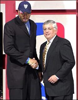 肯扬马丁的进攻方式,肯扬·马丁巅峰赛季