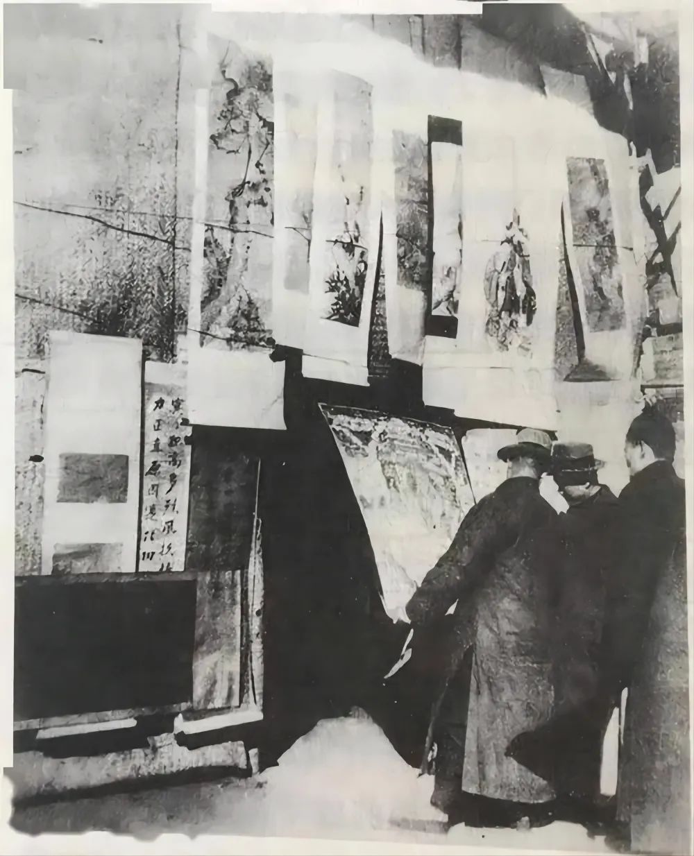 同古堂|说说画家的“经纪人”