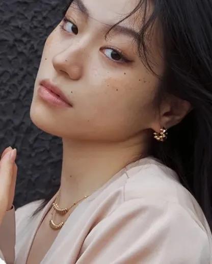 韩国网红宋智雅承认穿假货,宋智雅韩国服饰视频