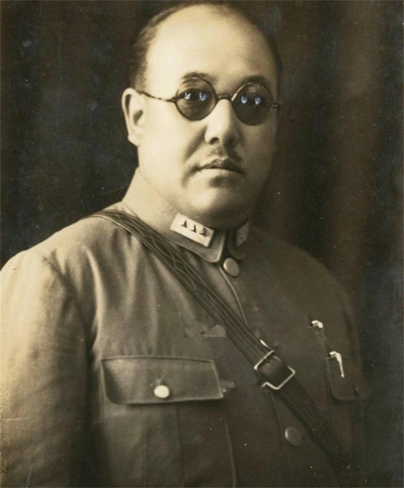 逃往美国的马鸿逵,马鸿逵去美国带走多少黄金