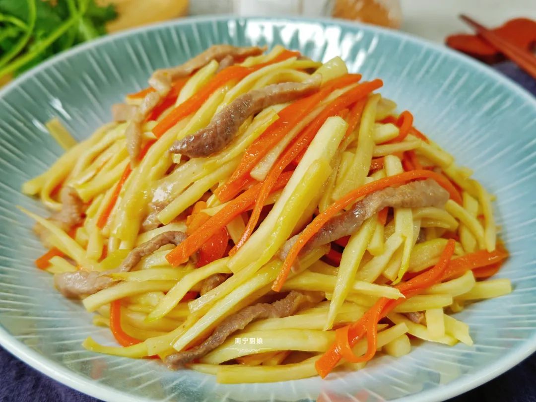 茭白除了和肉以外还和什么炒好吃,茭白炒五花肉茭白需不需要烫一下