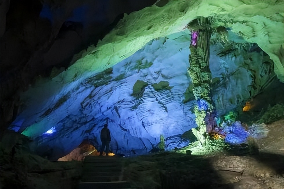 宄¤胺鍦ㄥ煄甯傞噷闈㈢殑鏅偣,杩欎簺鍩庡競鍛ㄨ竟绉樺钘忎笉浣忎簡