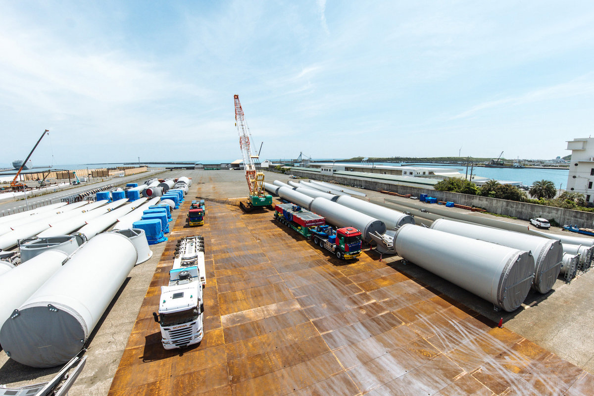 53周岁生日快乐！揭秘斯堪尼亚V8发展史，公路之王如何步步加冕？